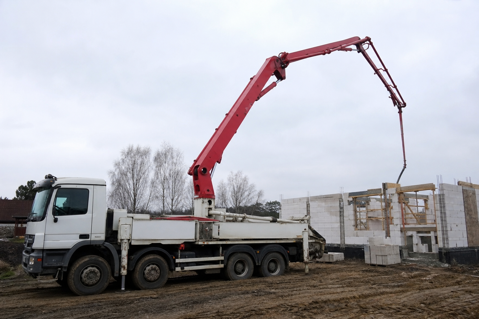 АБН 26-32 м, автобетононасос